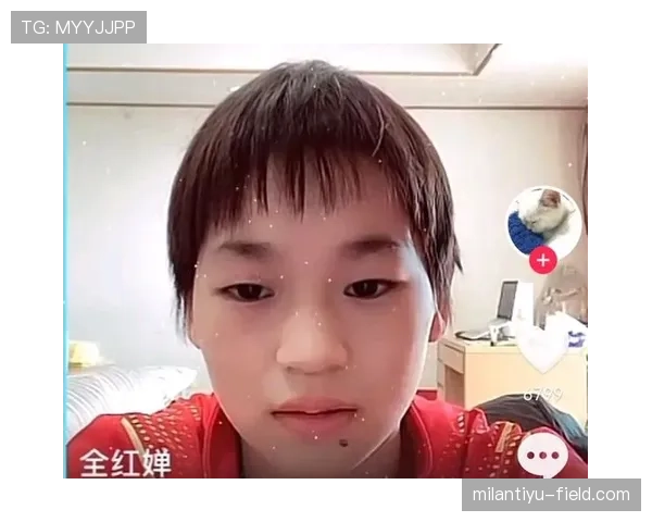 鲍春来没想到退役后连买个普通大衣都能成大新闻？